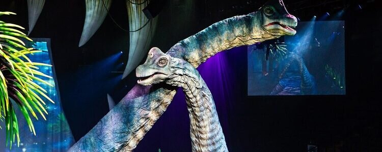 Ausschnitt der Bühnenshow Dinosaurier - Im Reich der Giganten
