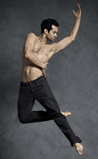 Rasta Thomas ist Tänzer und Gründer von Rock The Ballet.