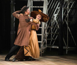 Eine Show-Szene aus dem Musical Titanic the Musical Hamburg.