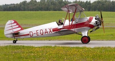 Die Airport Days Hamburg präsentierten den Focke Wulf Stieglitz aus dem Film "Quax, der Bruchpilot".