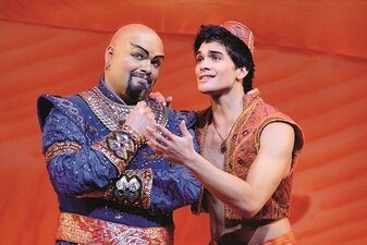 Aladdin und der Flaschengeist Dschinni