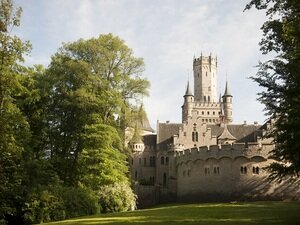 Das Schloss der Welfen verzaubert jeden seiner Besucher und zählt somit zu den Top 5 Freizeitaktivitäten Niedersachsen 's.