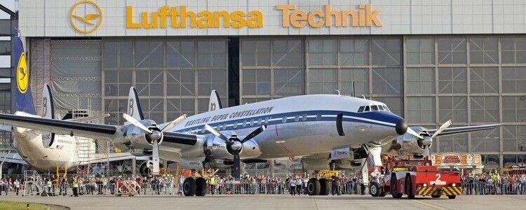 Die Airport Days Hamburg präsentierten die Breitling Super Constellation.