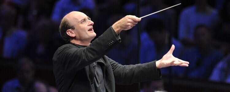 Beethoven Festival Dirigent Andrew Manze
