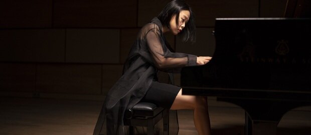 Fotografie Yeol Eum Son am Klavier